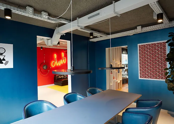 The Social Hub فندق 3*