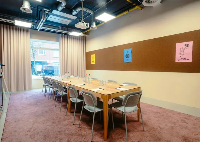 فندق The Social Hub 3*