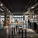 The Social Hub Отель Гаага