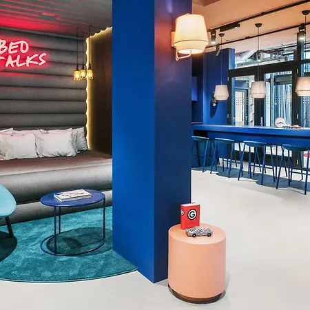 The Social Hub 3* La Haye