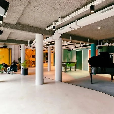 The Social Hub Hotel 3*