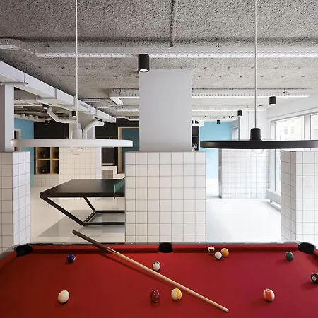 The Social Hub Hotel 3*