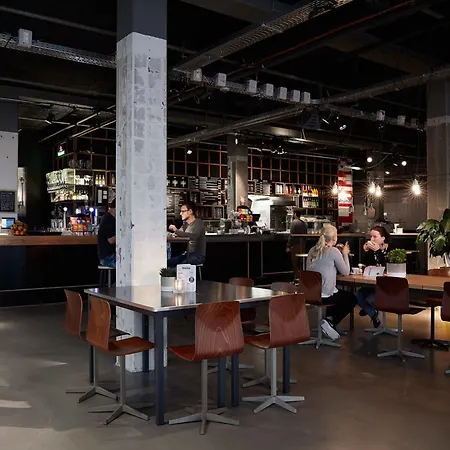 The Social Hub 3* Den Haag