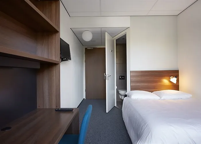 Hotel The Social Hub 3*